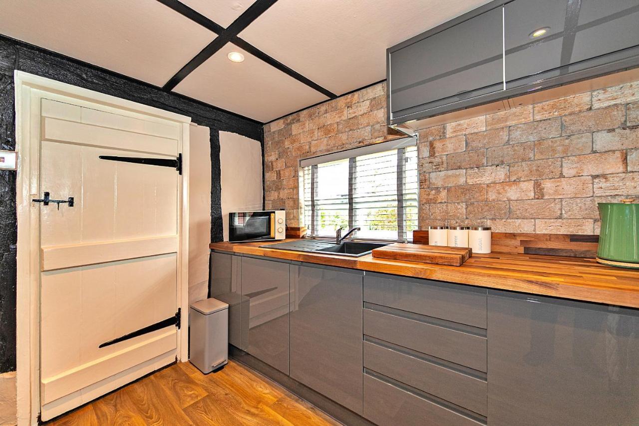 Finest Retreats - Chocolate Box Cottage Potton Exterior photo